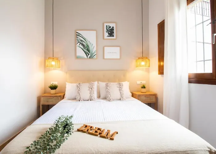 Apartamento Junto Al Albaicin Con Patio